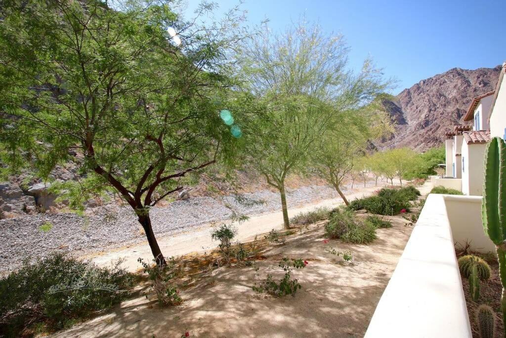 Luxurious Villa With Majestic Mountain View, 12 Pools, Spas, Ground Floor La Quinta Exterior photo