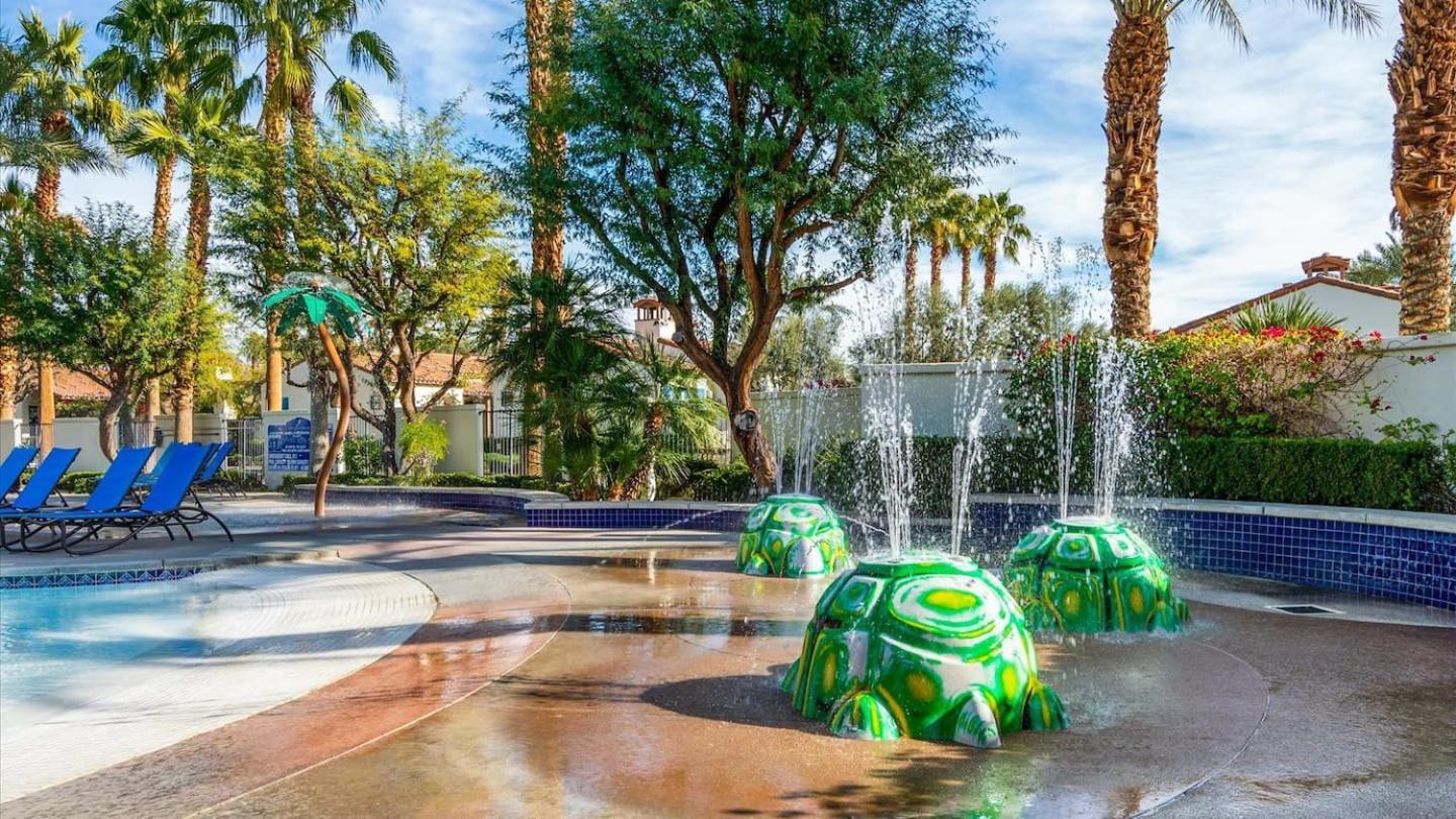 Luxurious Villa With Majestic Mountain View, 12 Pools, Spas, Ground Floor La Quinta Exterior photo